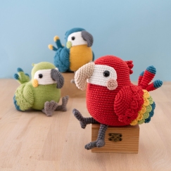 Nara the Parrot