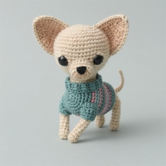 Daisy The Chihuahua amigurumi by YarnWave