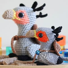 Plume the secretary bird amigurumi pattern by LikeALigerCrochet