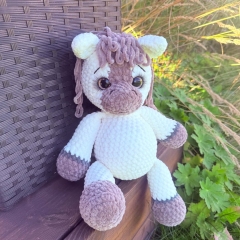 Molly the Horse amigurumi by DanArtEstonia