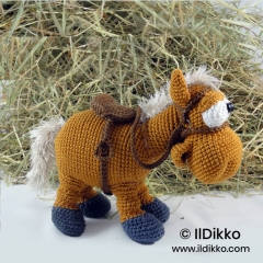 Herbert the Horse amigurumi pattern by IlDikko