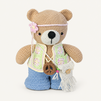 Hippie Outfit amigurumi pattern by Madelenon