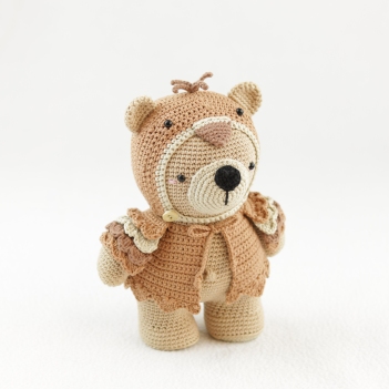 Hornero Outfit amigurumi pattern by Madelenon