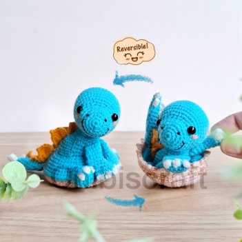 Reversible Baby Stegosaurus amigurumi pattern by Chibiscraft