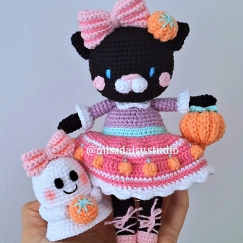 Luna the Halloween Cat  amigurumi pattern by Miss Daisy Handmade