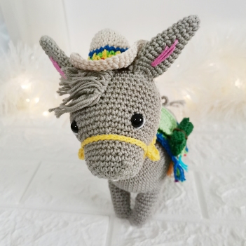 Festive Donkey Pattern amigurumi pattern by EmmaS Dolls