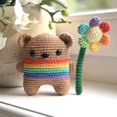 Ozzy the Bear amigurumi pattern by DIY Fluffies