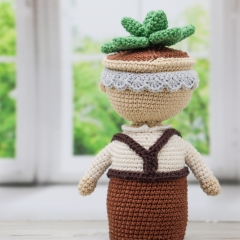 Succulent Grandpa amigurumi by Mariia Zhyrakova