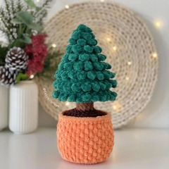 No-Sew Christmas Tree, 3 Pots+Decor amigurumi pattern by CuteVilleToys