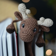Ari - moose bookmark amigurumi pattern by Plączenitka