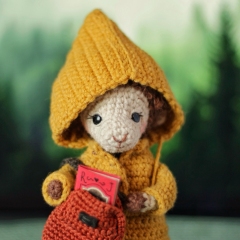 Bella Sheep Twilight Inspired amigurumi by Crochery