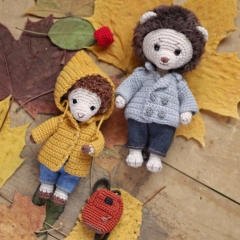 Edward Lion & Bella Lamb (Twilight) amigurumi by Crochery