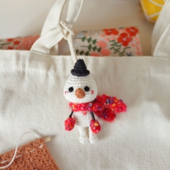 Snowman Guy amigurumi pattern by Crochery