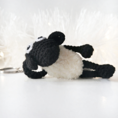 Crochet Sheep Keychain amigurumi by EmmaS Dolls