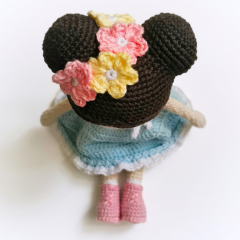 Zoey Doll Crochet Pattern amigurumi by EmmaS Dolls