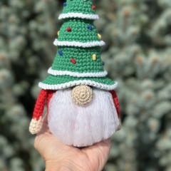Christmas Tree Gnome amigurumi by CrochetGnomeMania