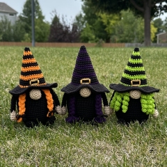Halloween Witch Gnome amigurumi pattern by CrochetGnomeMania