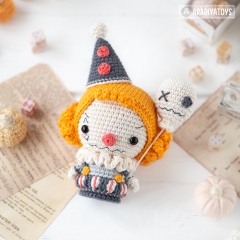 Sad Clown ('AradiyaToys Minis') amigurumi pattern by AradiyaToys