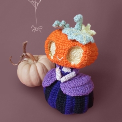 Pum Queen the Halloween Pumpkin