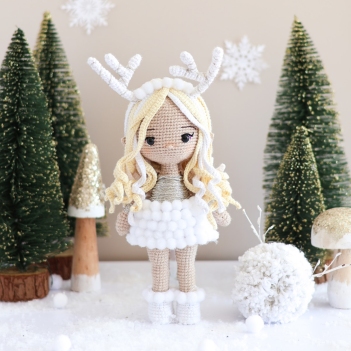 Arwen amigurumi pattern by P'tite Peste