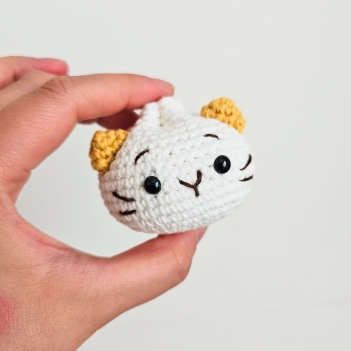 Xiao Long Meow amigurumi pattern by EMI Creations by Chloe