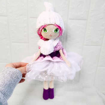 Pink Starlet Amigurumi Doll amigurumi pattern by EmmaS Dolls
