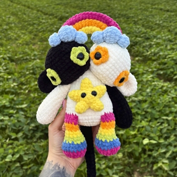 Two-headed Rainbow Monster amigurumi pattern by Amikoro