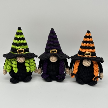Halloween Witch Gnome amigurumi pattern by CrochetGnomeMania