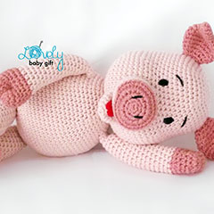 Bob the Piggy amigurumi by Lovely Baby Gift