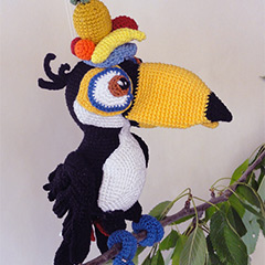 Carlos the toucan amigurumi by IlDikko