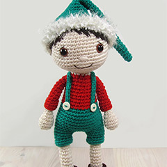 Christmas elf boy amigurumi by Kristi Tullus