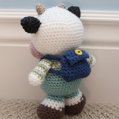 Clarence Cow amigurumi by Little Muggles