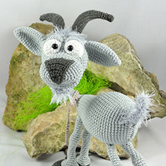 Gus the goat amigurumi pattern by IlDikko