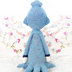 Oleg the octopus amigurumi by Lalylala