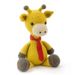Stanley the giraffe amigurumi pattern by Little Muggles