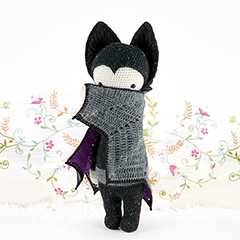 Vlad the vampire bat amigurumi pattern by Lalylala
