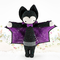 Vlad the vampire bat amigurumi pattern by Lalylala