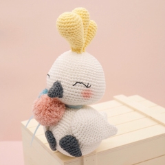 Charlotte the Cockatoo amigurumi pattern by LittleAquaGirl