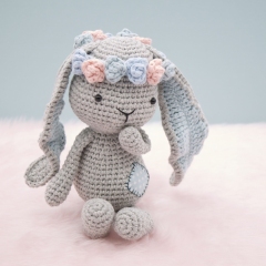 Matilda the Bunny amigurumi pattern by LittleAquaGirl