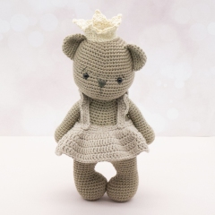 Taffi the Teddy Bear amigurumi pattern by LittleAquaGirl