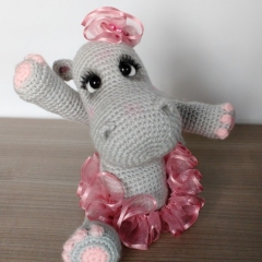 Happiness the Hippo amigurumi pattern by Elfin Thread