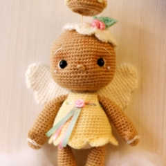 Vintage Gingerbread Angel Doll amigurumi pattern by Elfin Thread