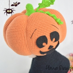 Pumpkin Head Doll amigurumi pattern by Havva Designs