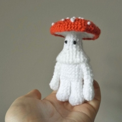Mushroom Person amigurumi by Maffers Toys