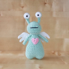 Amor the Monster amigurumi pattern by Little Bear Crochet