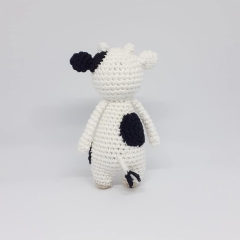Mini Cow amigurumi pattern by Little Bear Crochet