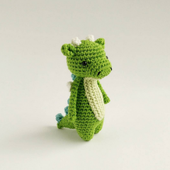 Mini Dragon amigurumi by Little Bear Crochet