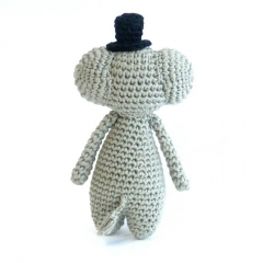 Mini Elephant amigurumi by Little Bear Crochet