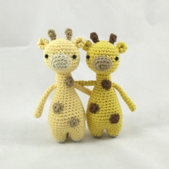 Mini Giraffe amigurumi pattern by Little Bear Crochet