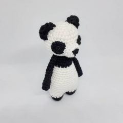Mini Panda amigurumi by Little Bear Crochet